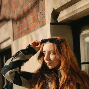 Meet your Posher, Julia